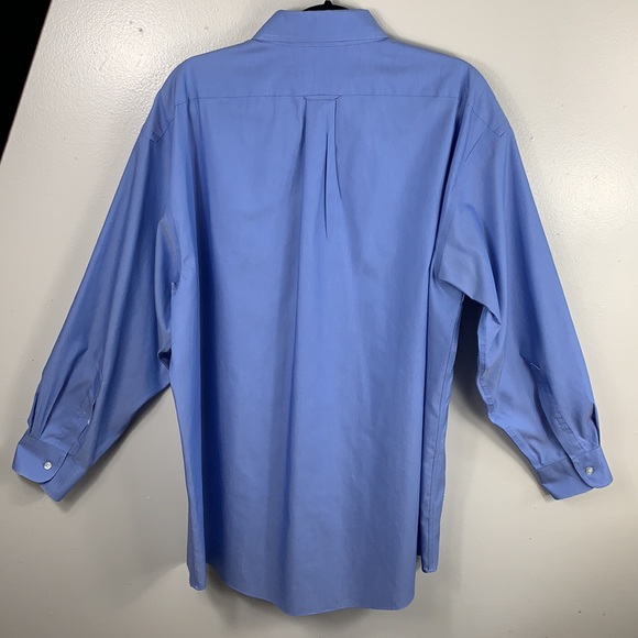 Roundtree & Yourke Blue Button Down shirt - Picture 3 of 5